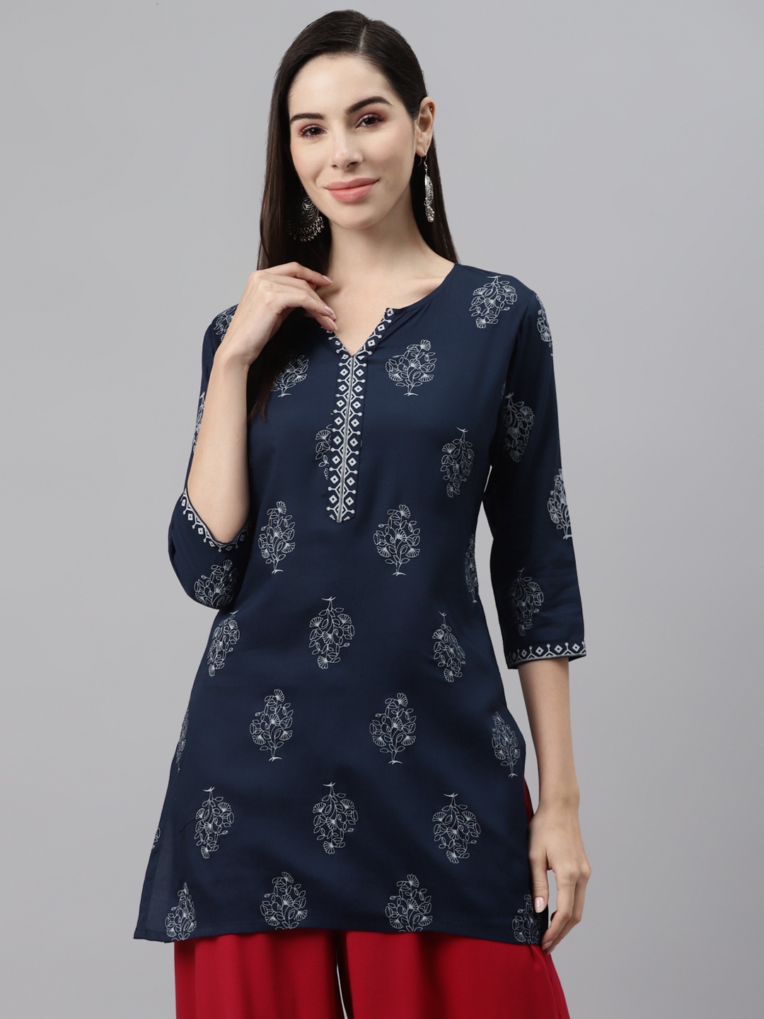 

Laabha Navy Blue Ethnic Printed Tunic