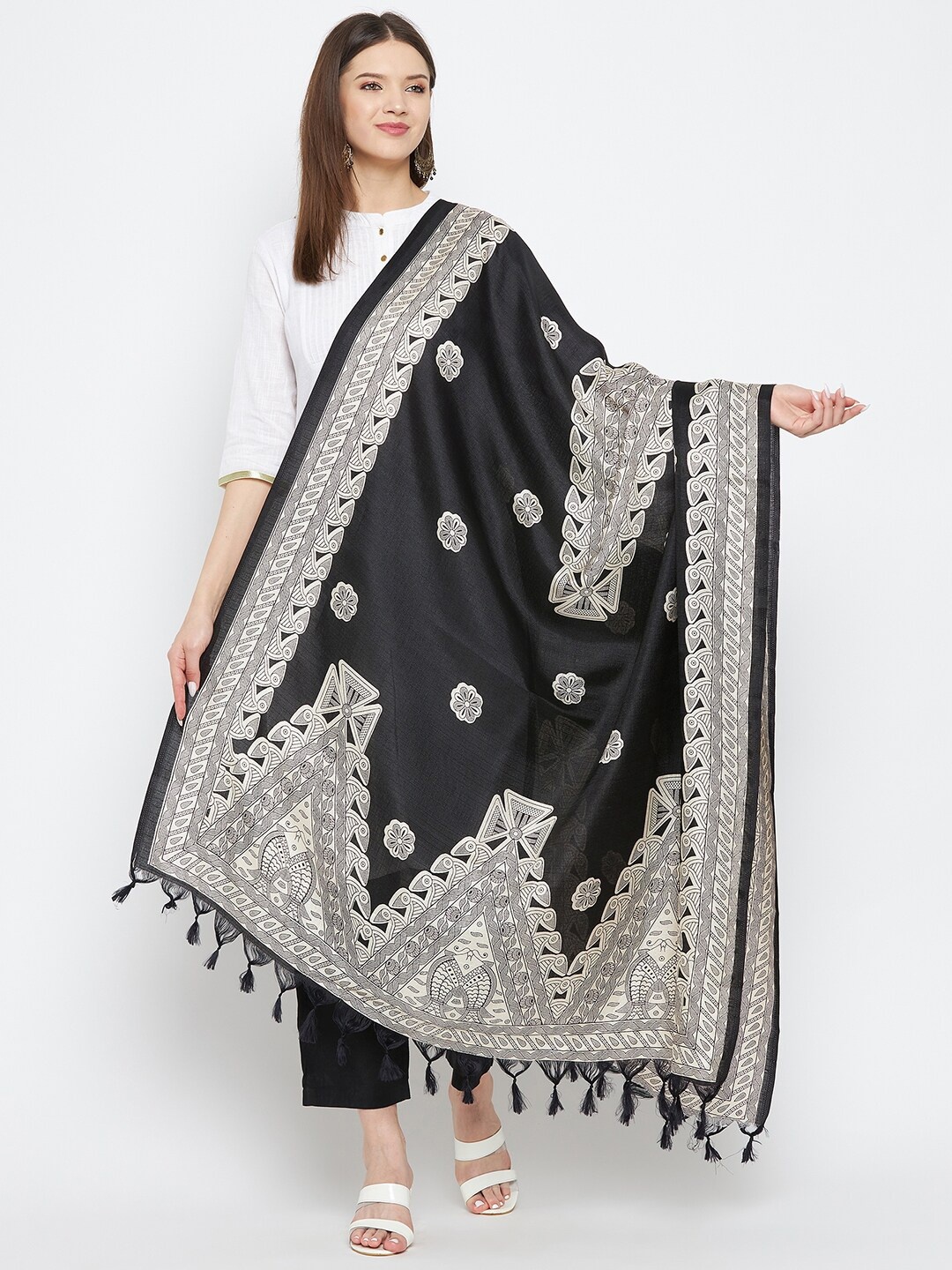 

Clora Creation Black & White Printed Dupatta