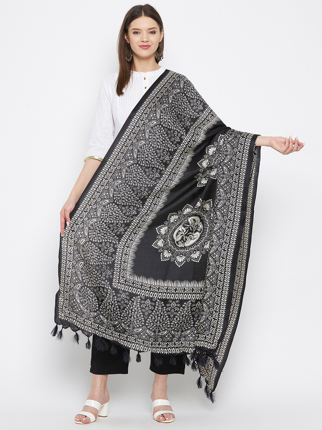 

Clora Creation Black & White Printed Dupatta