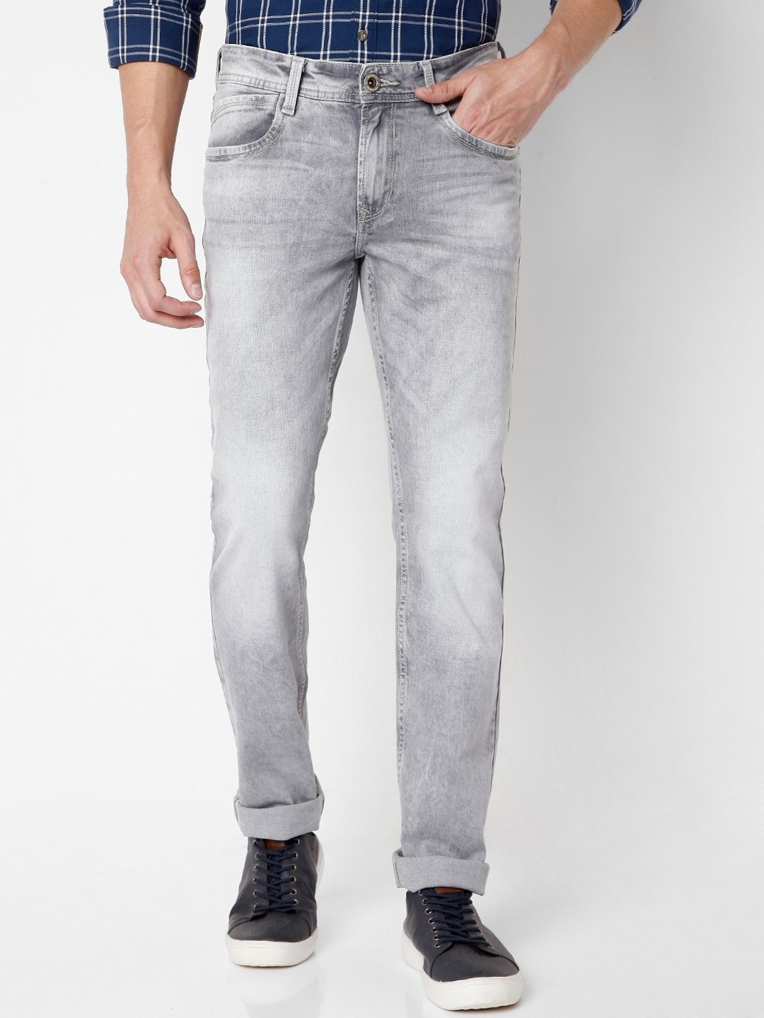 

Mufti Men Grey Slim Fit Heavy Fade Stretchable Jeans