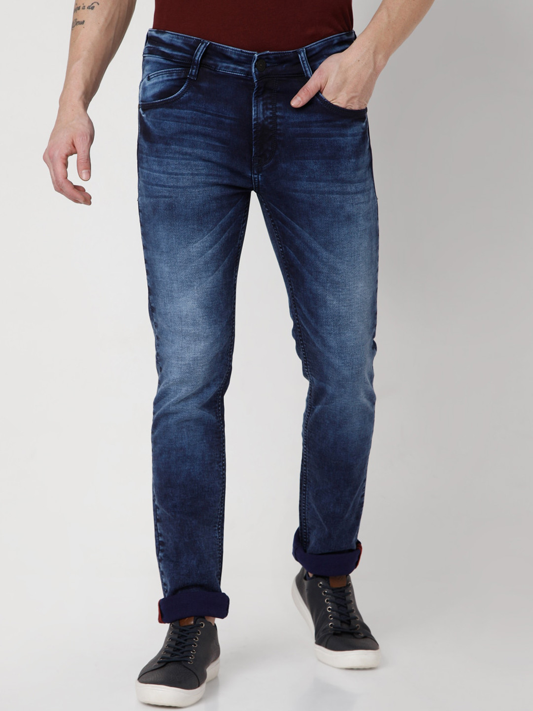 

Mufti Men Blue Slim Fit Light Fade Stretchable Jeans