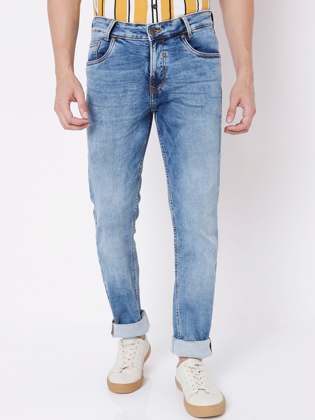 

Mufti Men Blue Slim Fit Heavy Fade Stretchable Jeans