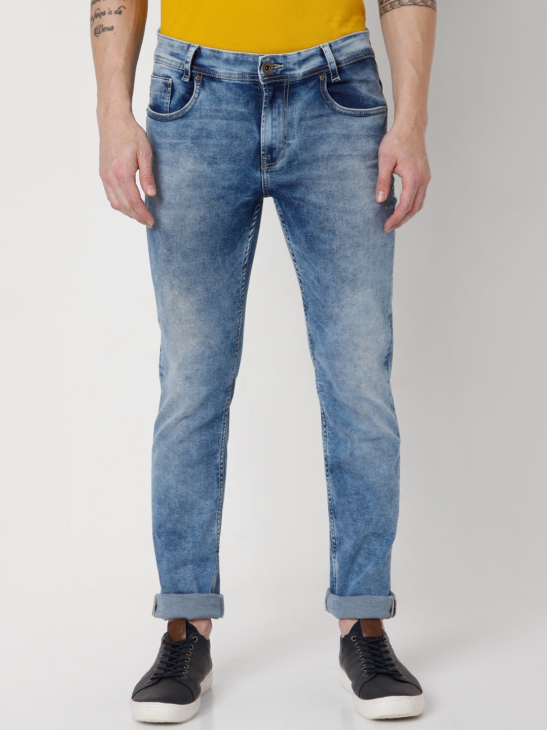 

Mufti Men Blue Heavy Fade Stretchable Jeans