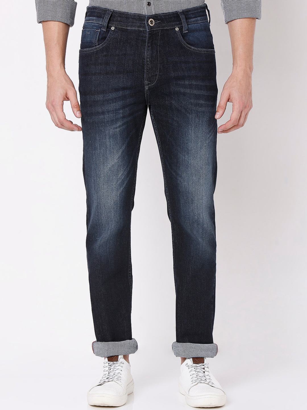 

Mufti Men Black Straight Fit Heavy Fade Stretchable Jeans
