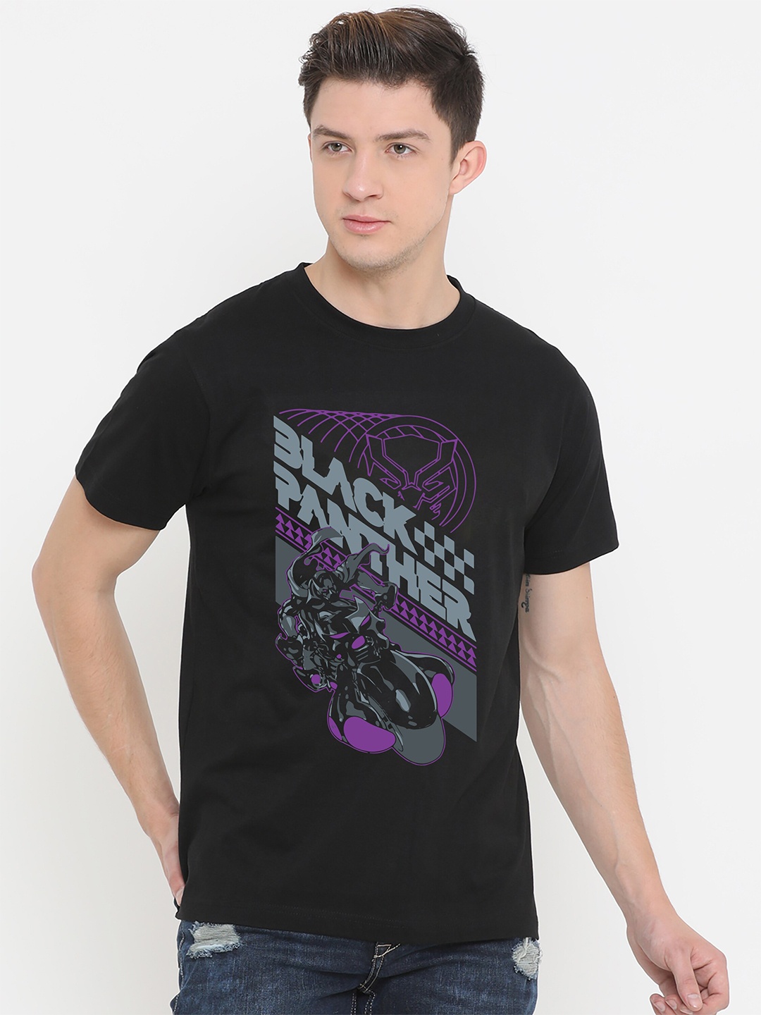 

Fully Filmy Men Black Black Panther Printed Cotton T-shirt