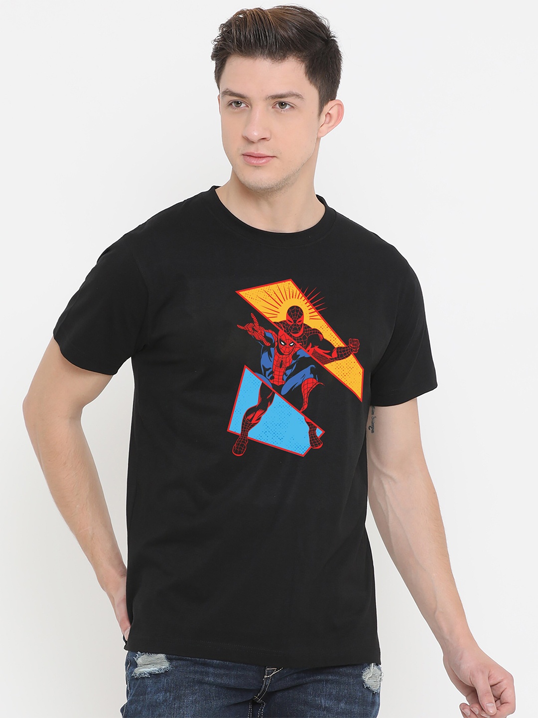 

Fully Filmy Men Black Printed Applique T-shirt