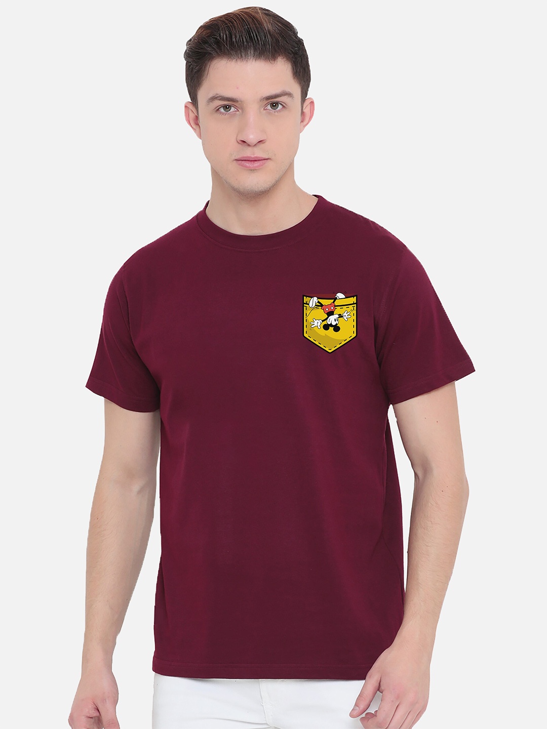 

Fully Filmy Men Maroon Mickey Mouse Printed Cotton T-shirt