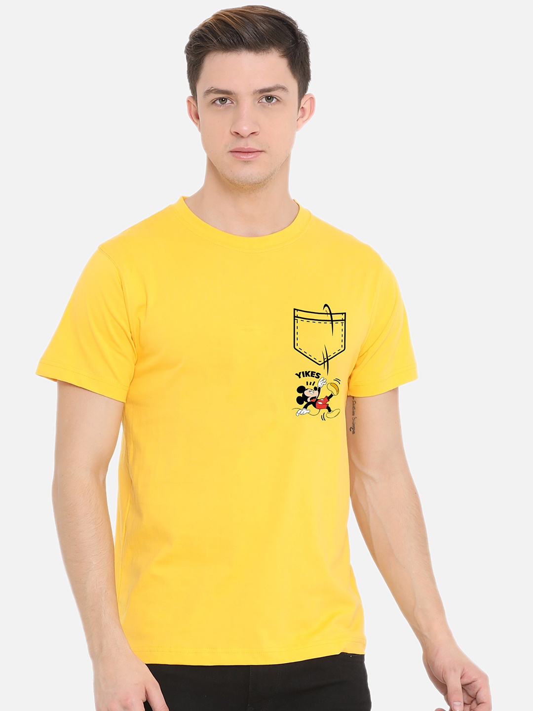 

Fully Filmy Men Yellow Mickey Mouse Printed Cotton T-shirt
