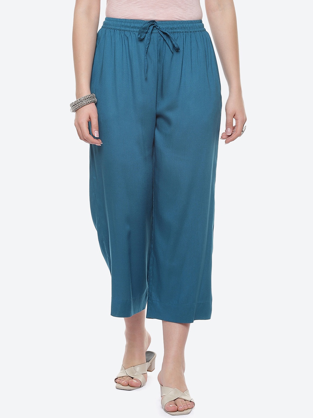 

Biba Women Navy Blue Solid Straight Fit Culottes