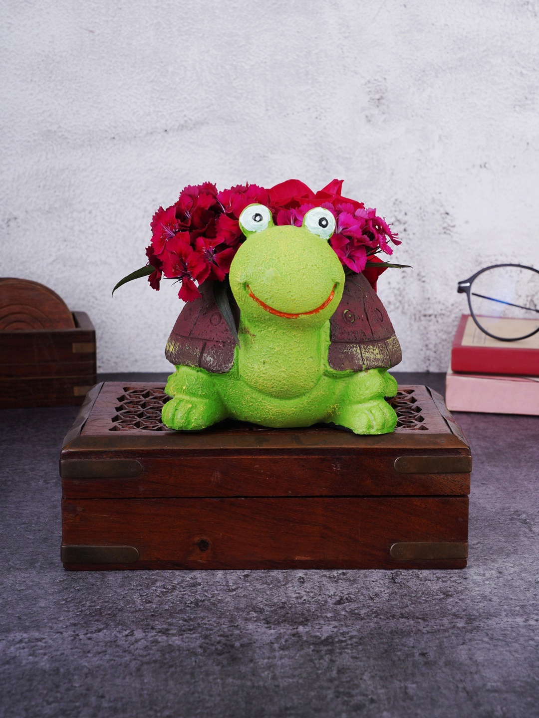 

FASHIYANOO Green & Brown Turtle Pot Showpiece