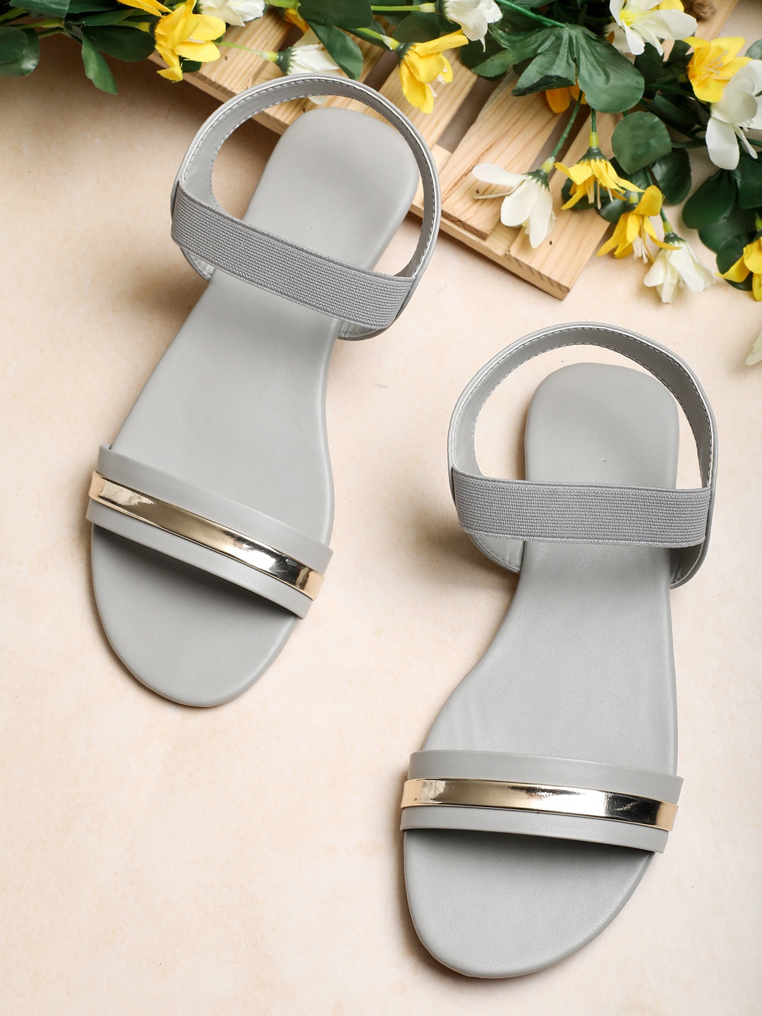 

HASTEN Women Grey Open Toe Flats