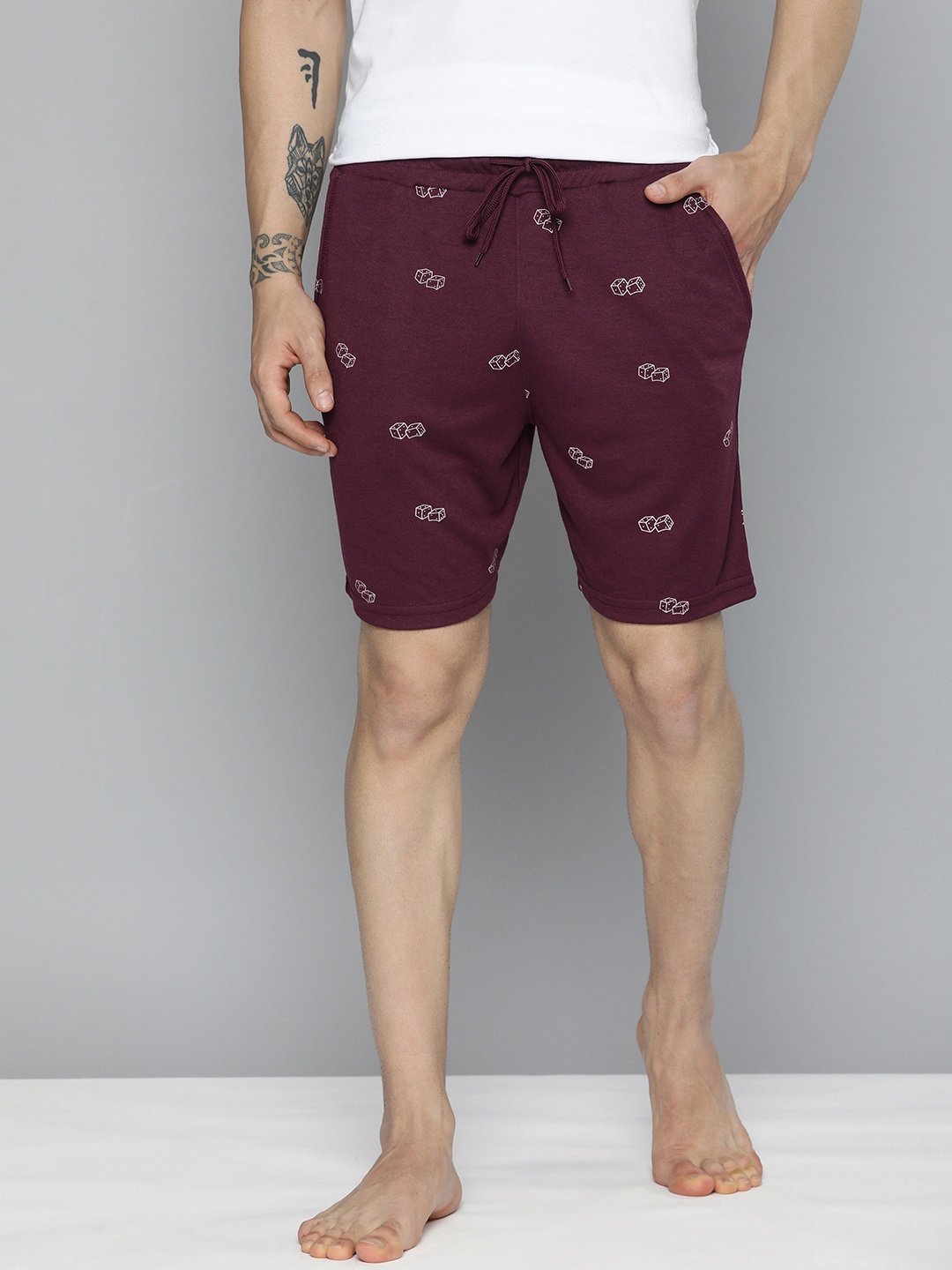 

Mast & Harbour Men Burgundy Printed Casual Lounge Shorts, Maroon