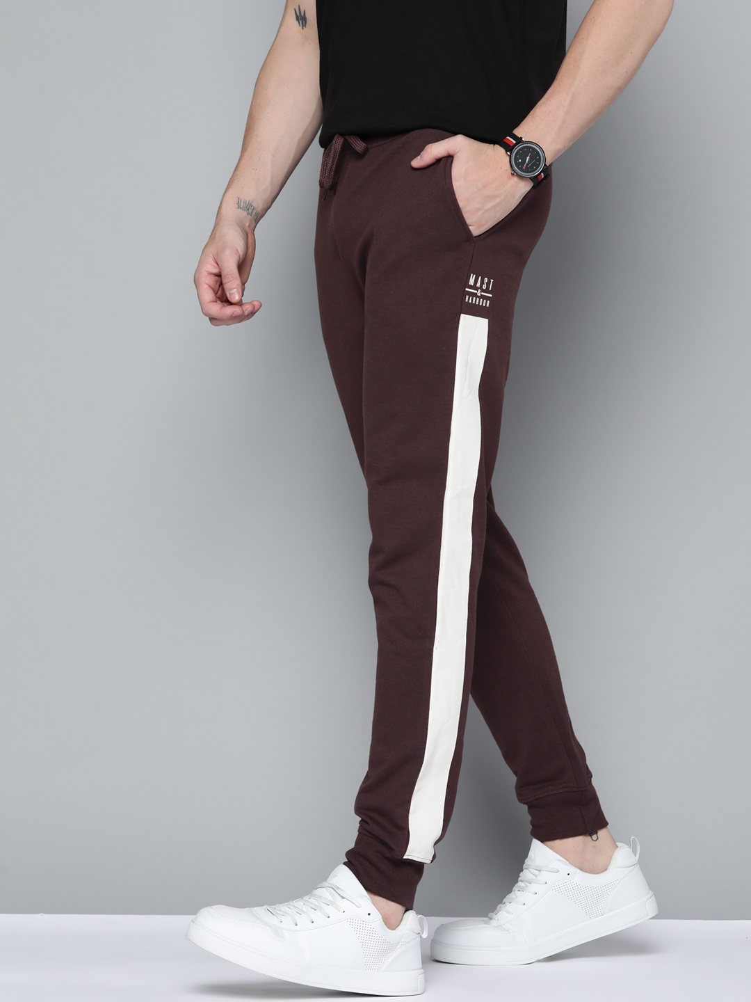 

Mast & Harbour Men Brown Solid Side Striped Detail Joggers