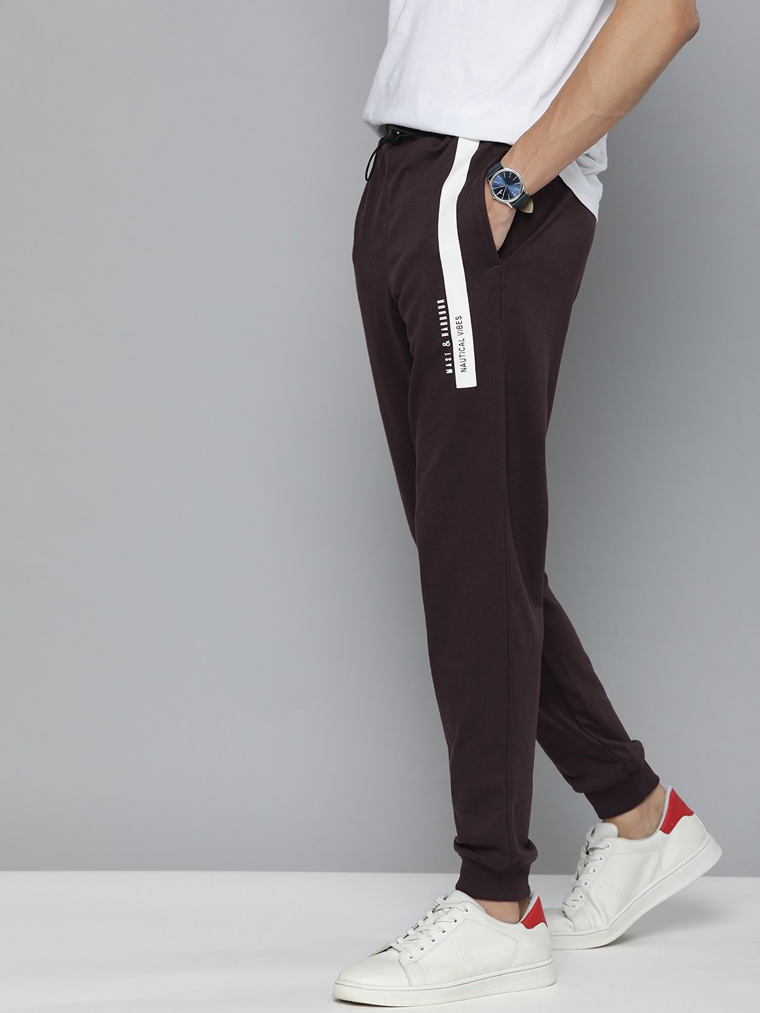 

Mast & Harbour Men Coffee Brown Print Detail Joggers