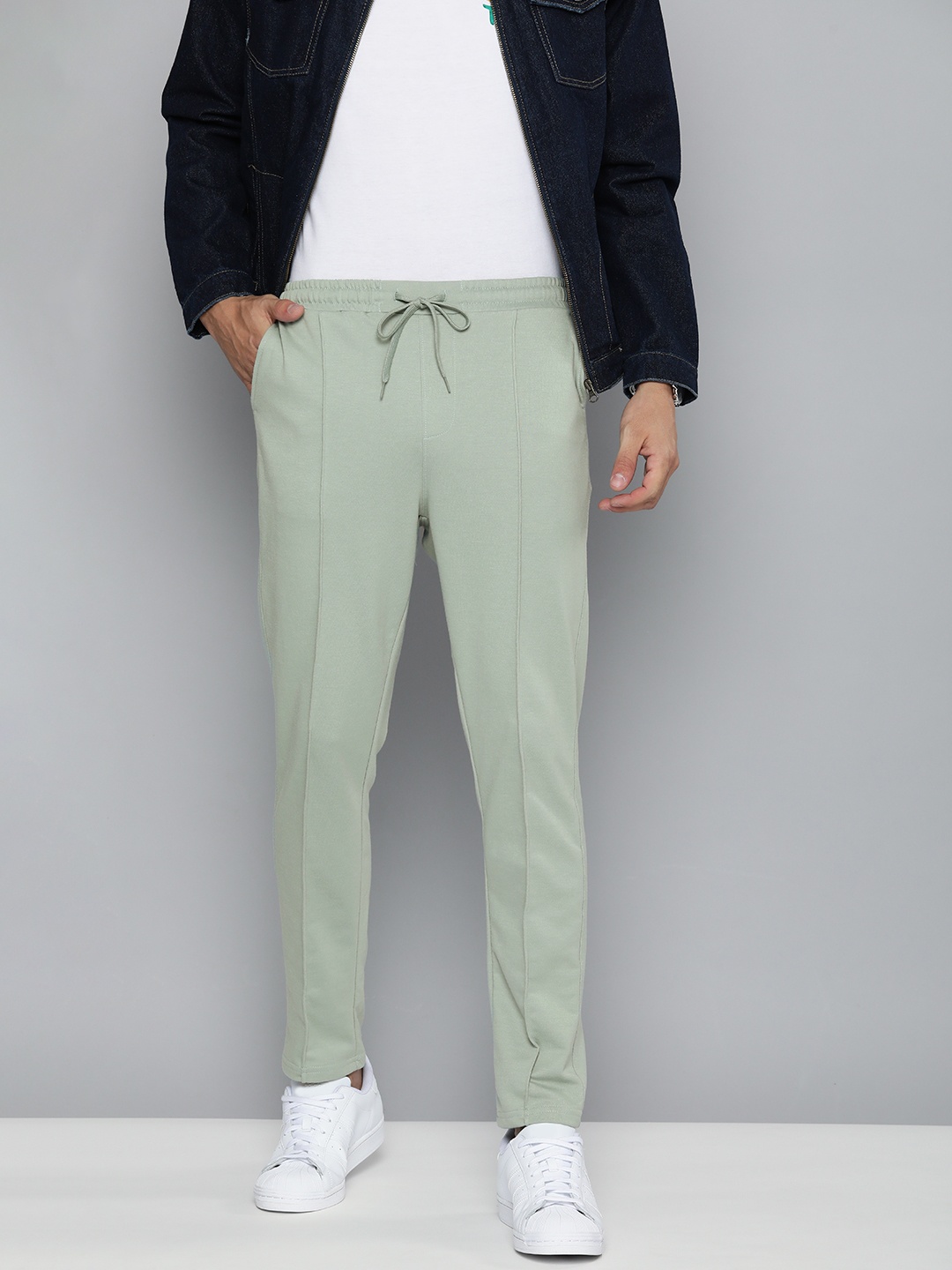 

Mast & Harbour Men Green Solid Track Pants
