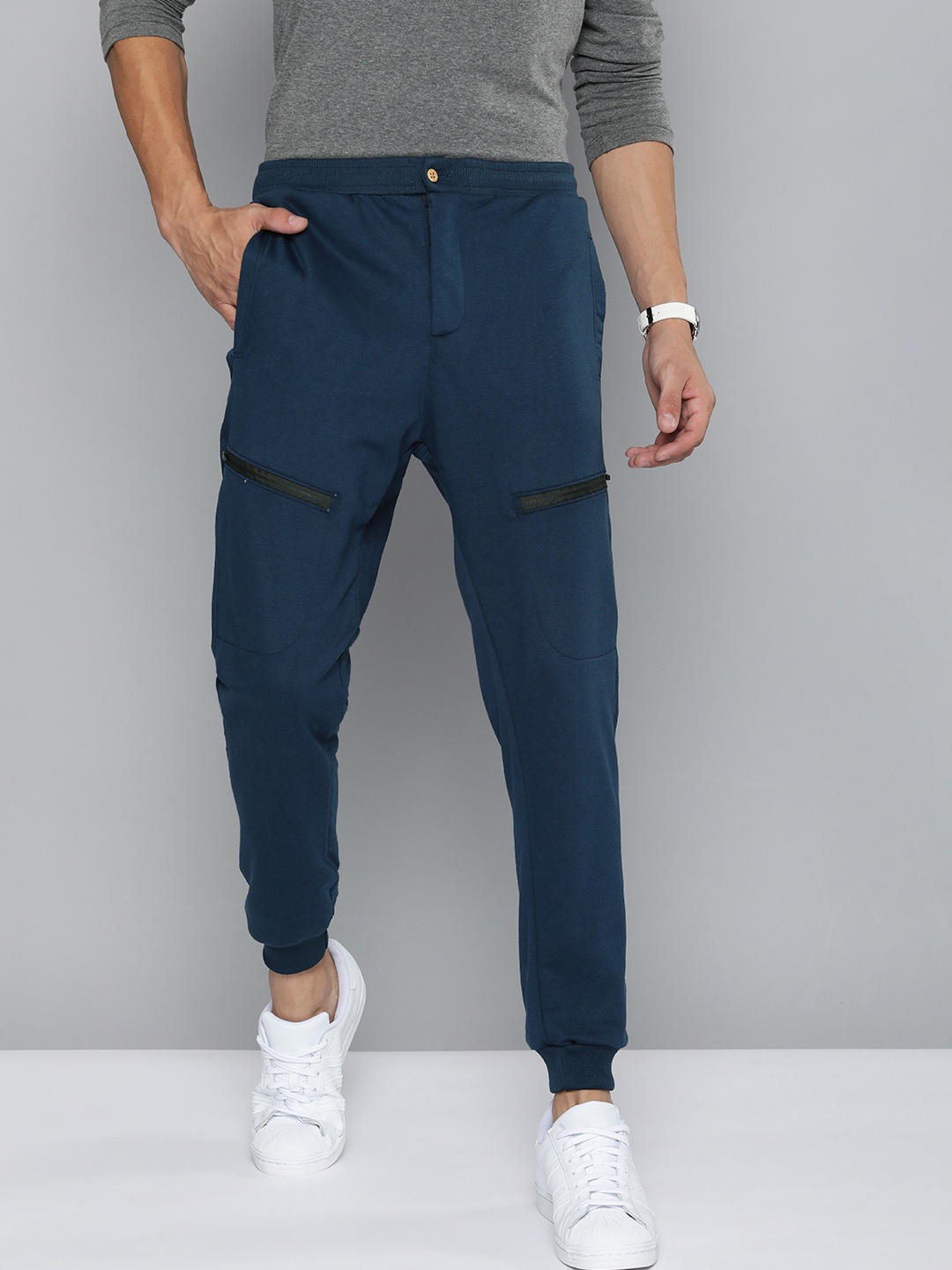 

Mast & Harbour Men Navy Blue Solid Joggers
