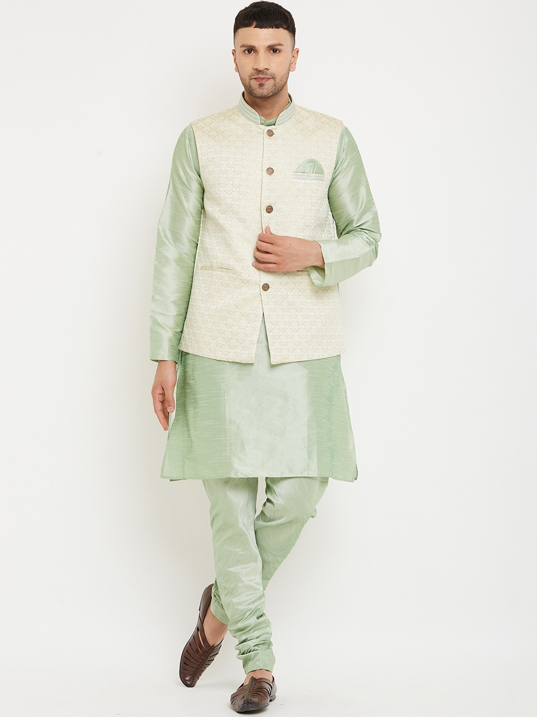 

Armaan Ethnic Men Green Kurta with Churidar & Jacket