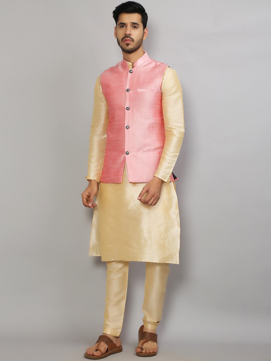 

GRACIT Men Cream-Coloured Dupion Silk Kurta with Pyjamas & Nehru Jacket