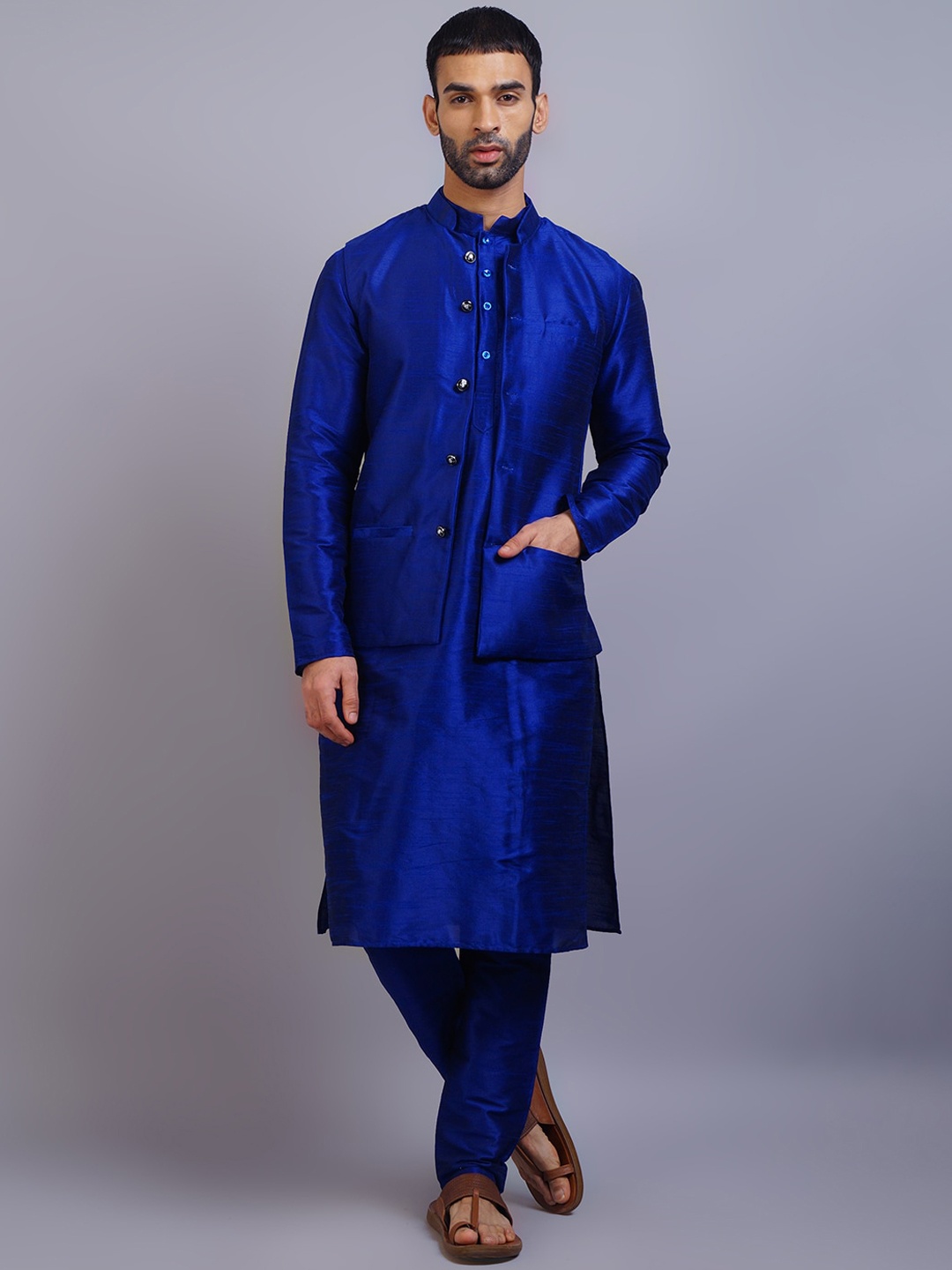 

GRACIT Men Blue Dupion Silk Kurta with Pyjamas & Jacket