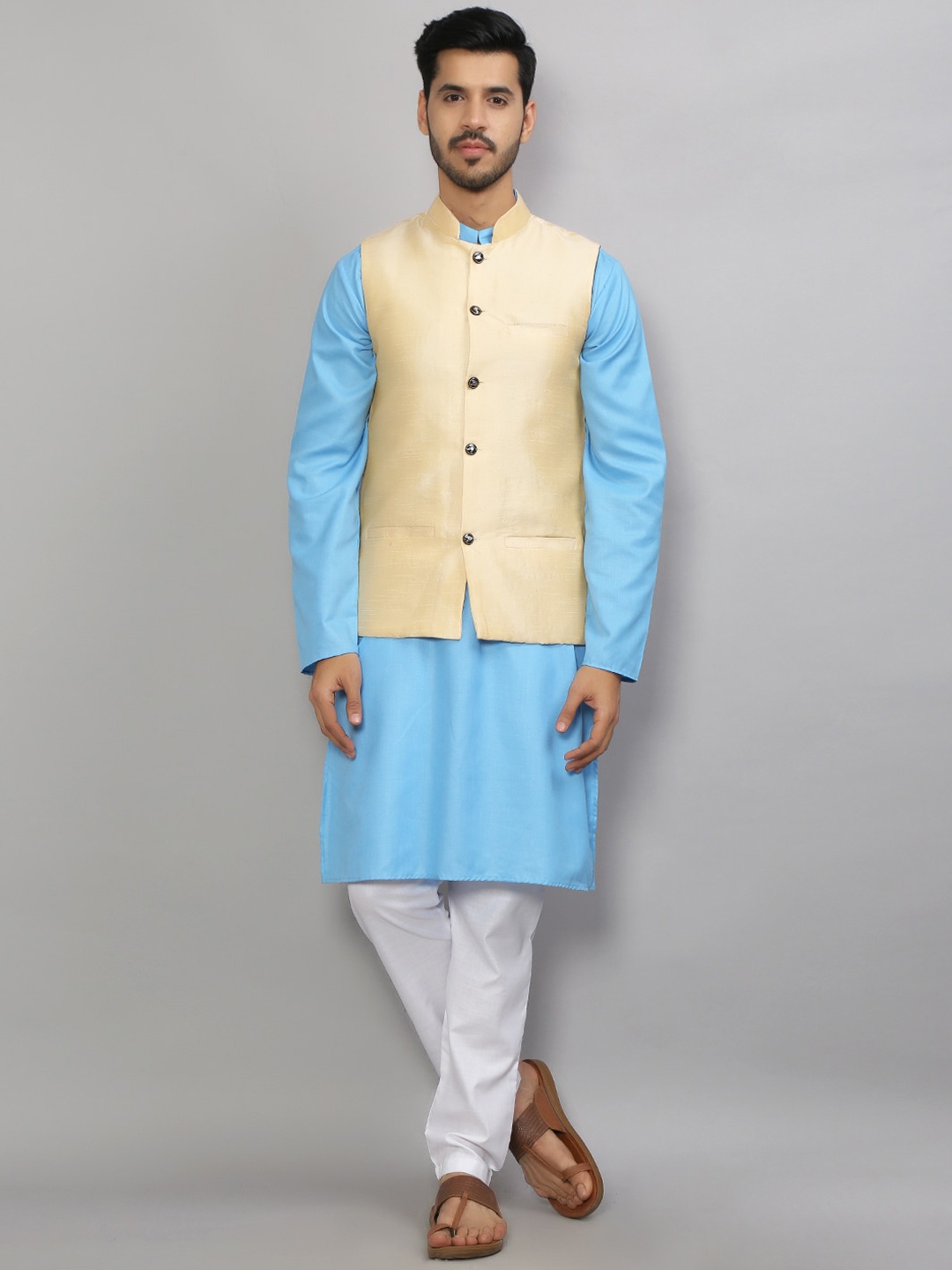 

GRACIT Men Blue& Beige Kurta with Pyjamas & Nehru Jacket