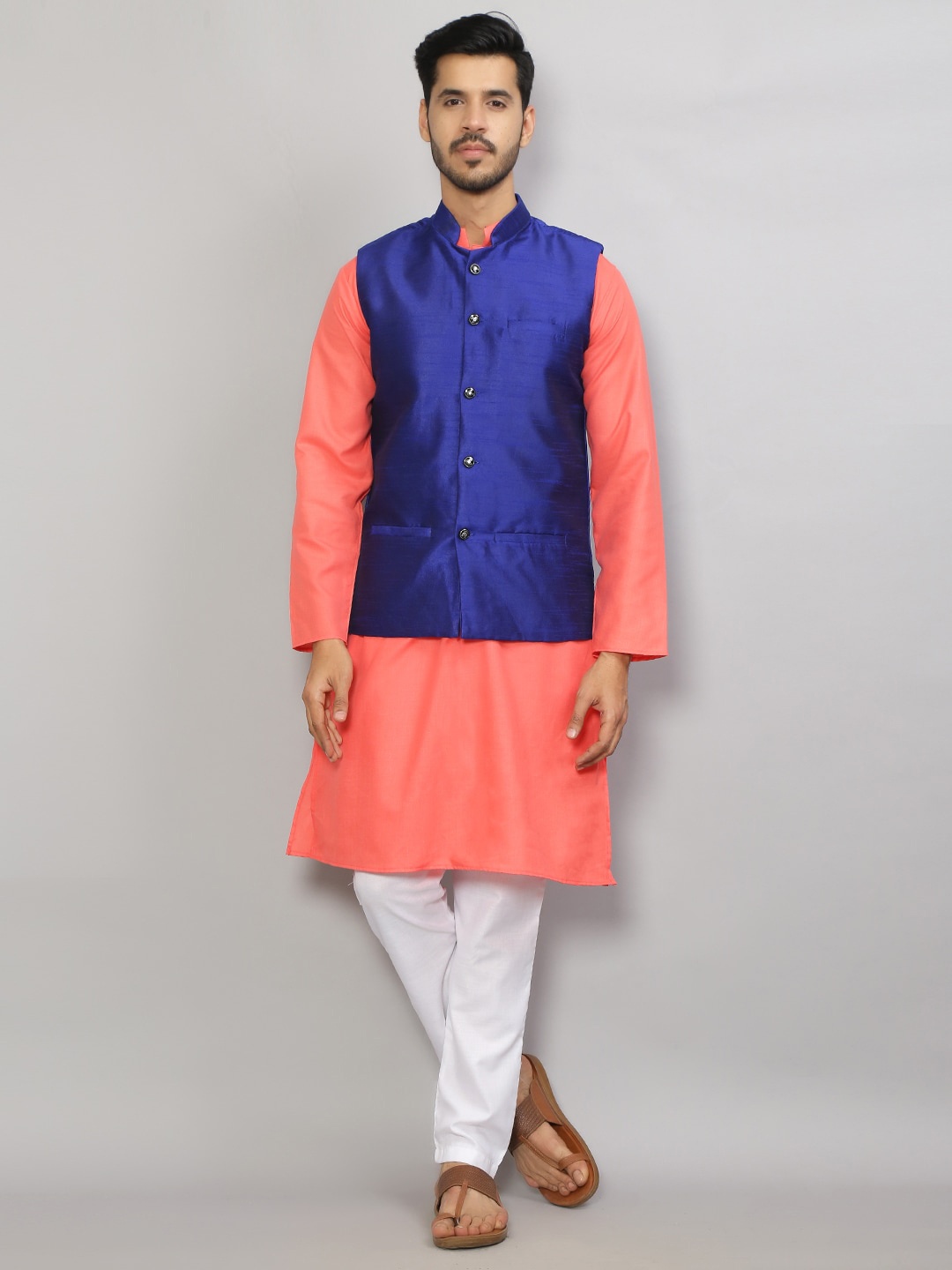 

GRACIT Men Peach-Coloured & Blue Kurta with Pyjamas & Nehru Jacket