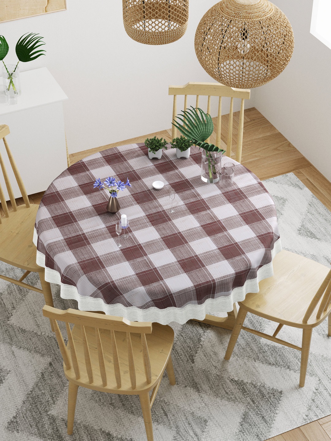 

DREAM WEAVERZ Cream & Maroon Checked Round Dining Table Cover