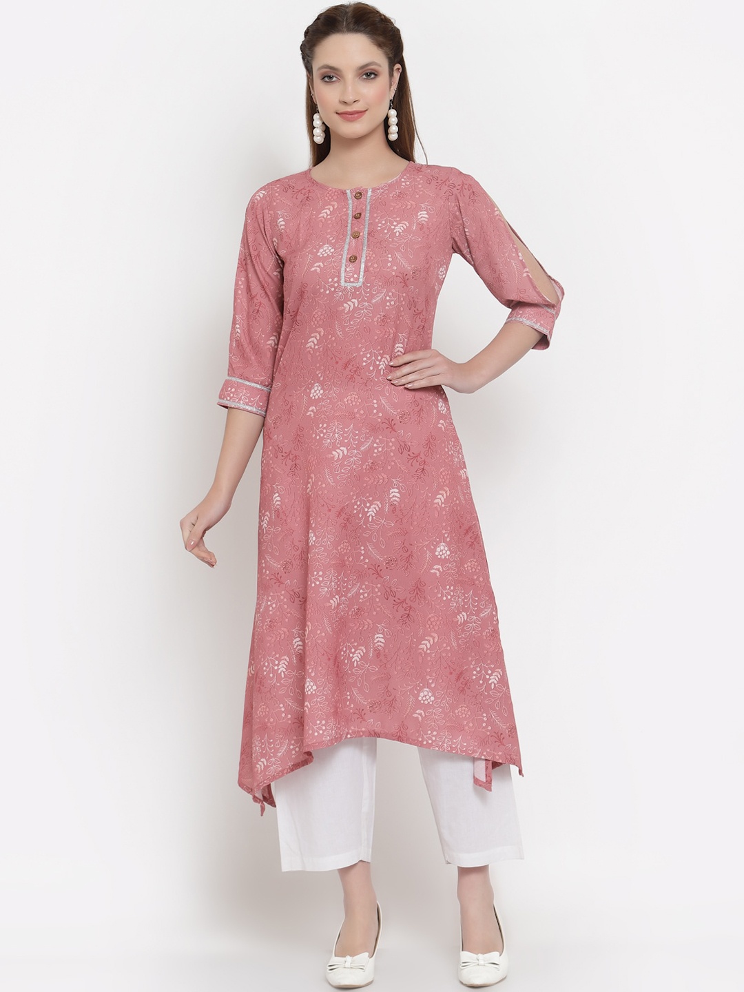 

Altiven Women Peach-Coloured Floral Printed Kurta