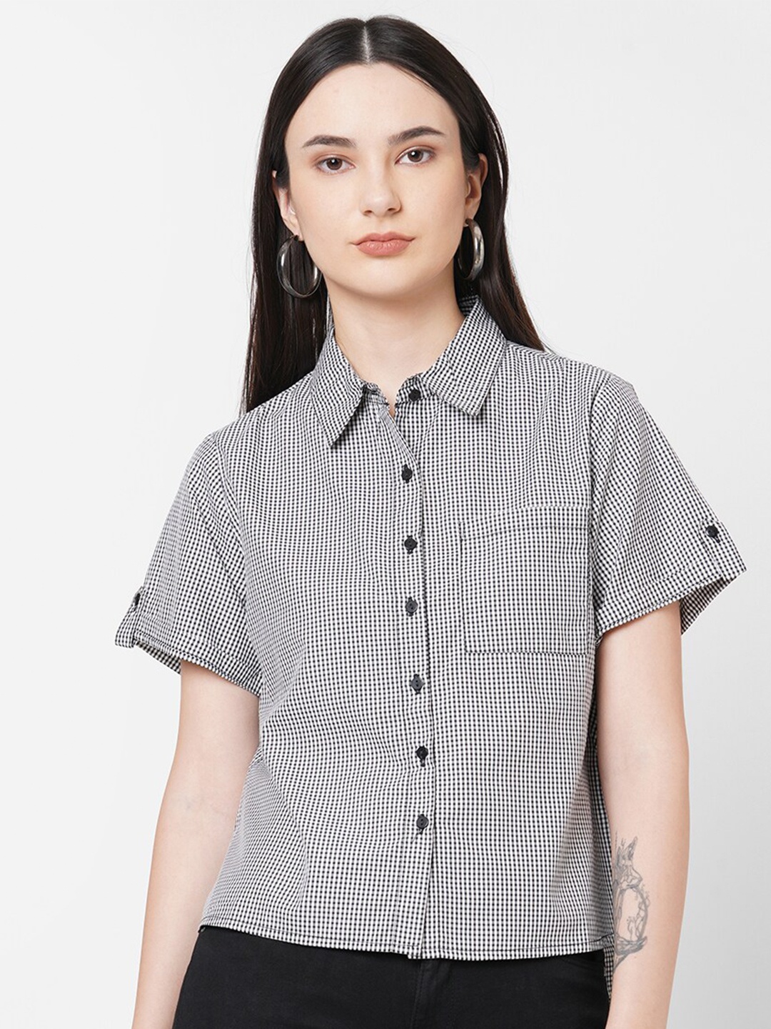

109F Women Black Standard Checked Casual Shirt