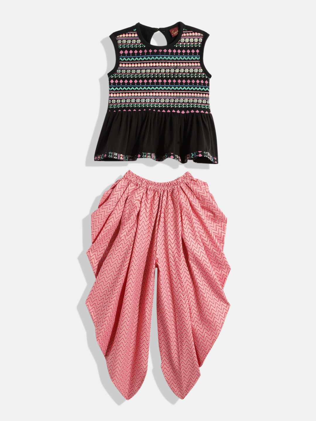 

Twisha Girls Black & Peach-Coloured Pure Cotton Printed Top with Dhoti Pants