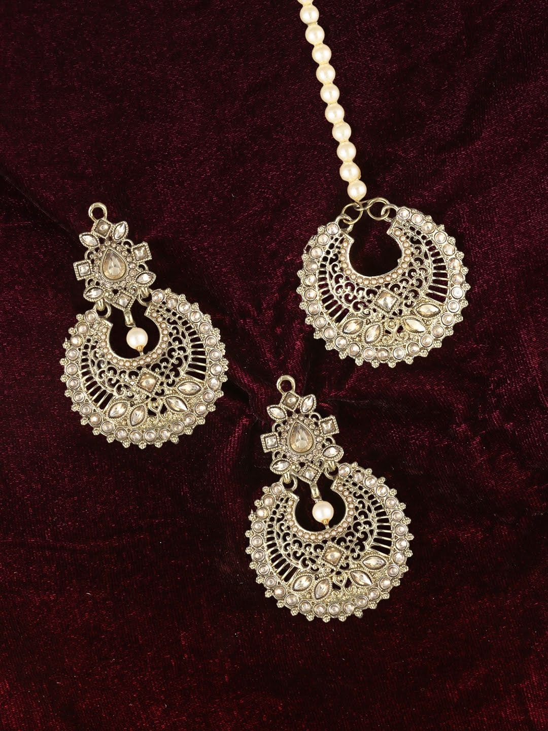 

Adwitiya Collection 24CT Gold-Plated Off-White Artificial Stones Studded & beaded Handcrafted Jewellery Set
