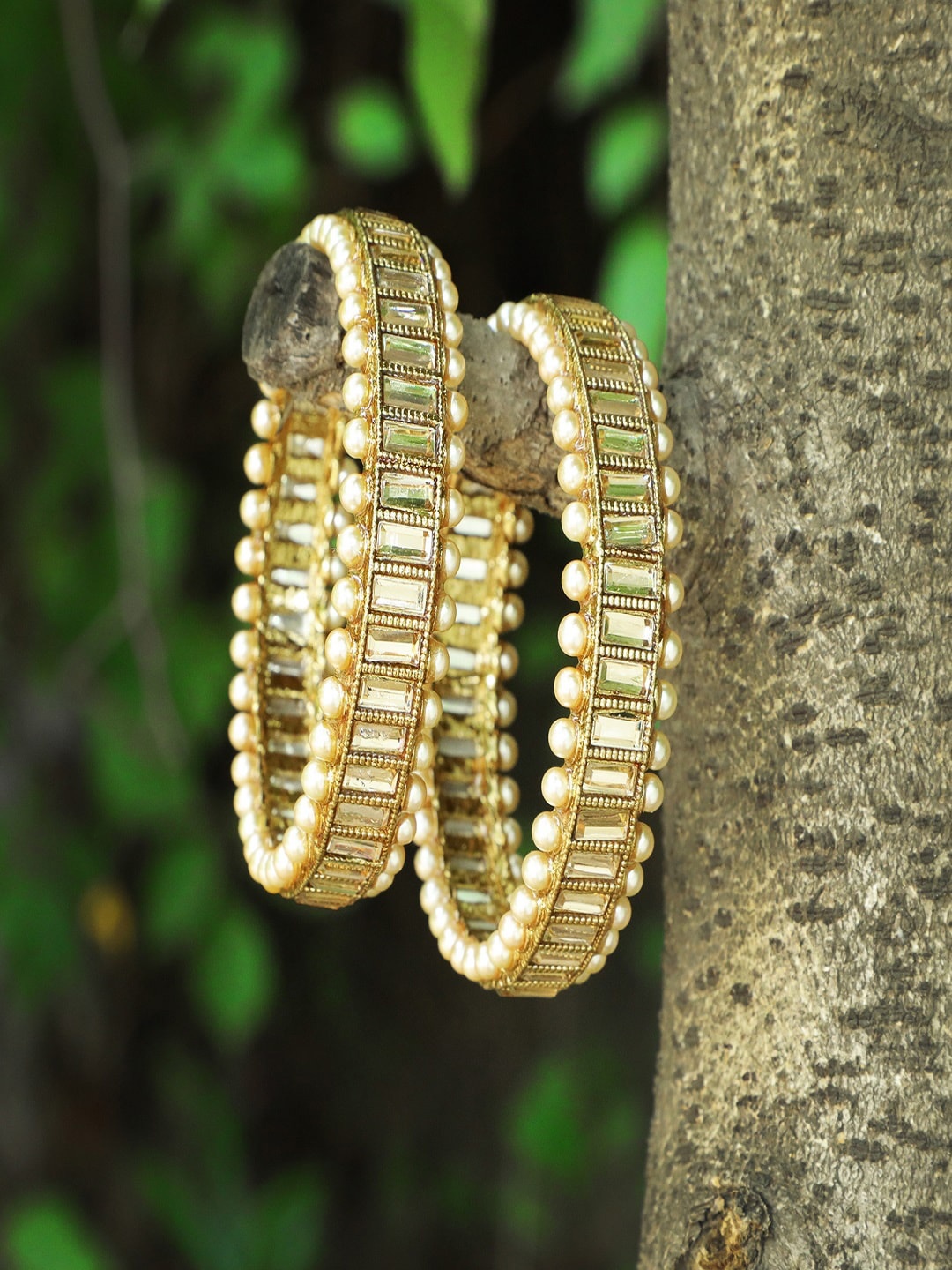 

Adwitiya Set of 2 24CT Gold-Plated Bangle