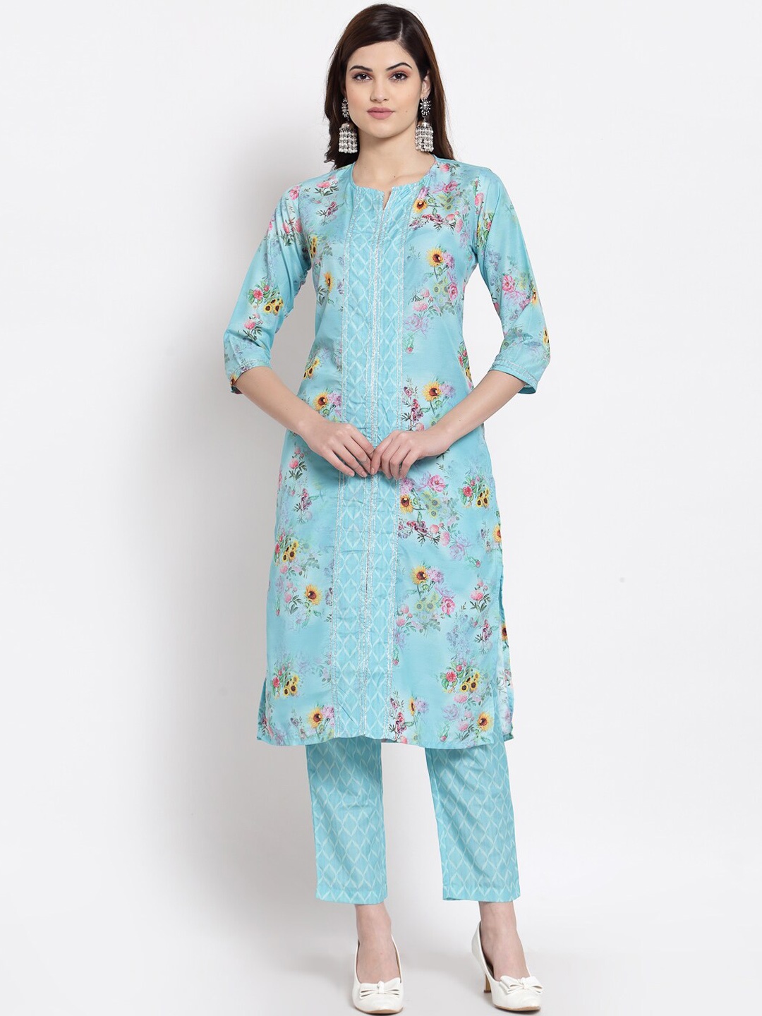 

Altiven Women Green Floral Printed Panelled Gotta Patti Kurta with Trousers