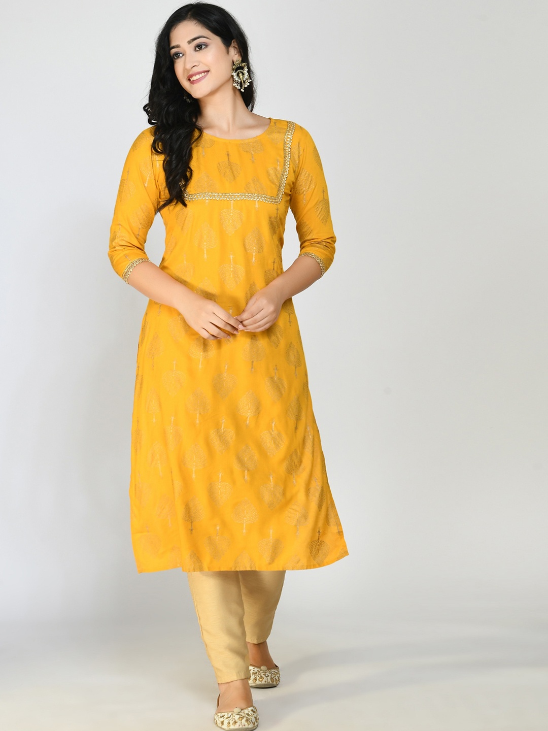 

Altiven Women Yellow Ethnic Motifs Printed Pure Cotton Kurta with Churidar