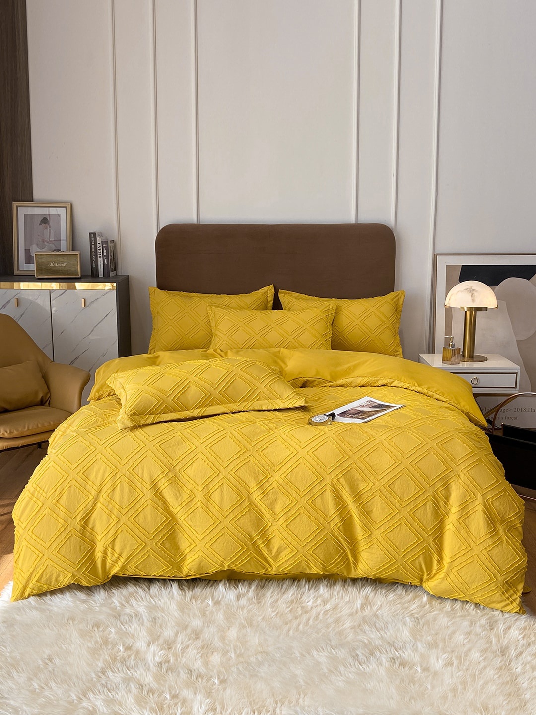 

JC Collection Yellow Self-Designed Double Extra Large Bedding Set With Quilt Cover