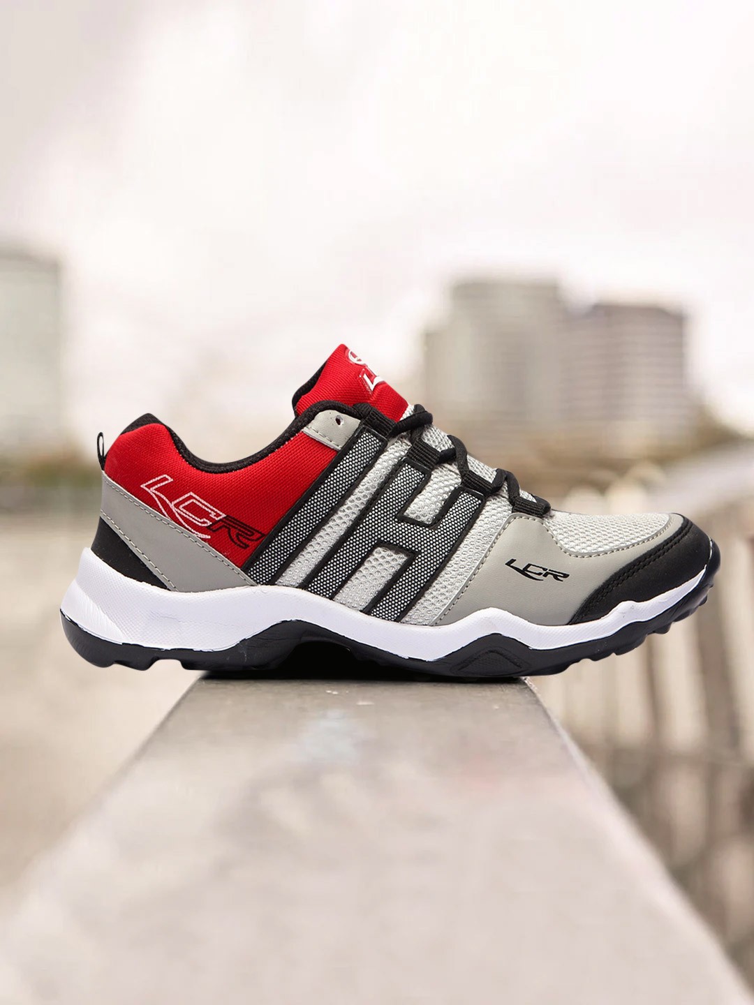 

Lancer Men Grey Textile Running Non-Marking Shoes