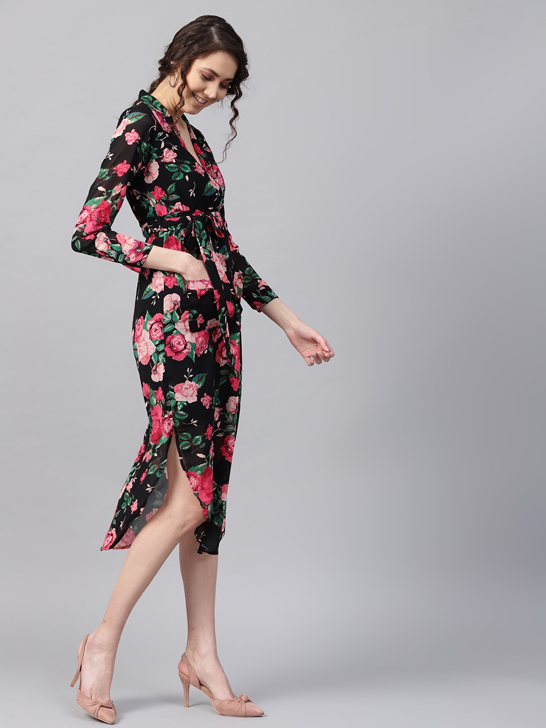 

SASSAFRAS Women Black & Pink Floral Print Empire Dress