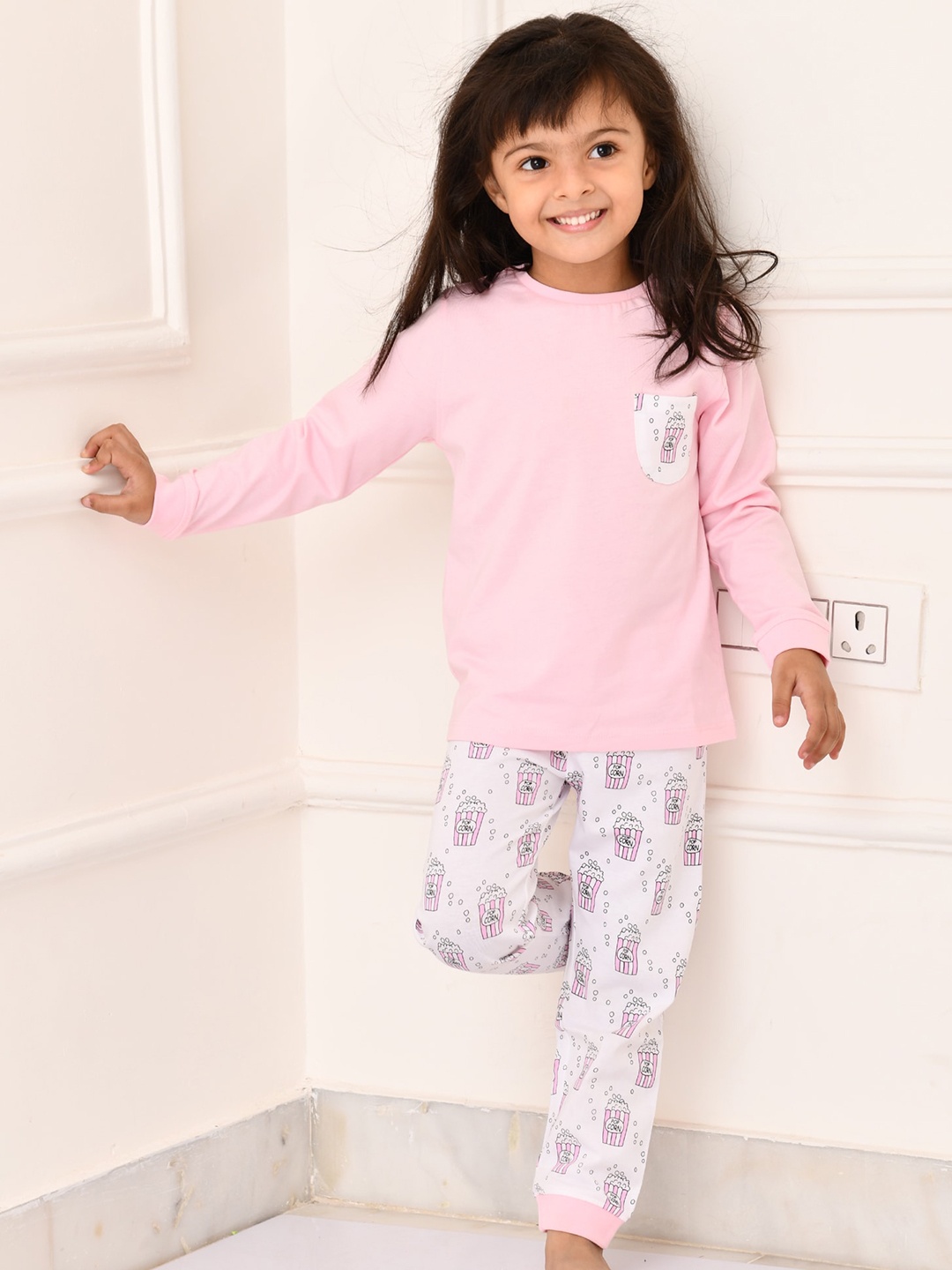 

Anthrilo Girls Pink Printed Night suit