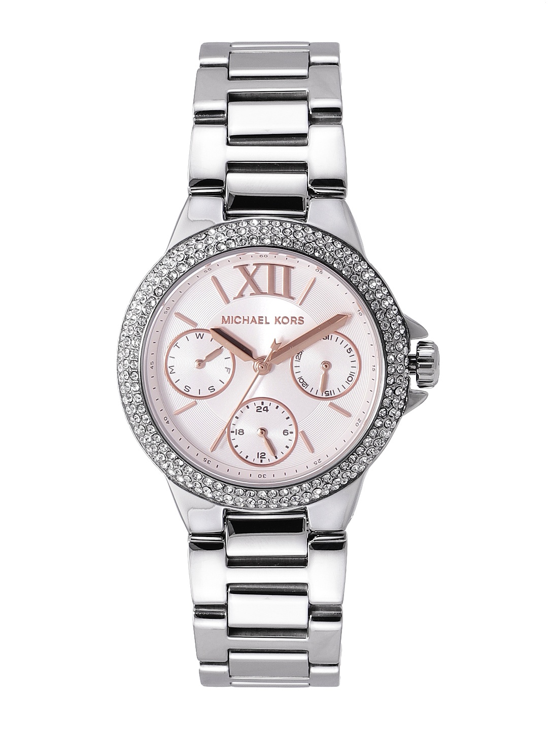 

Michael Kors Women White Dial & Silver Toned Bracelet Style Analogue Watch MK7198