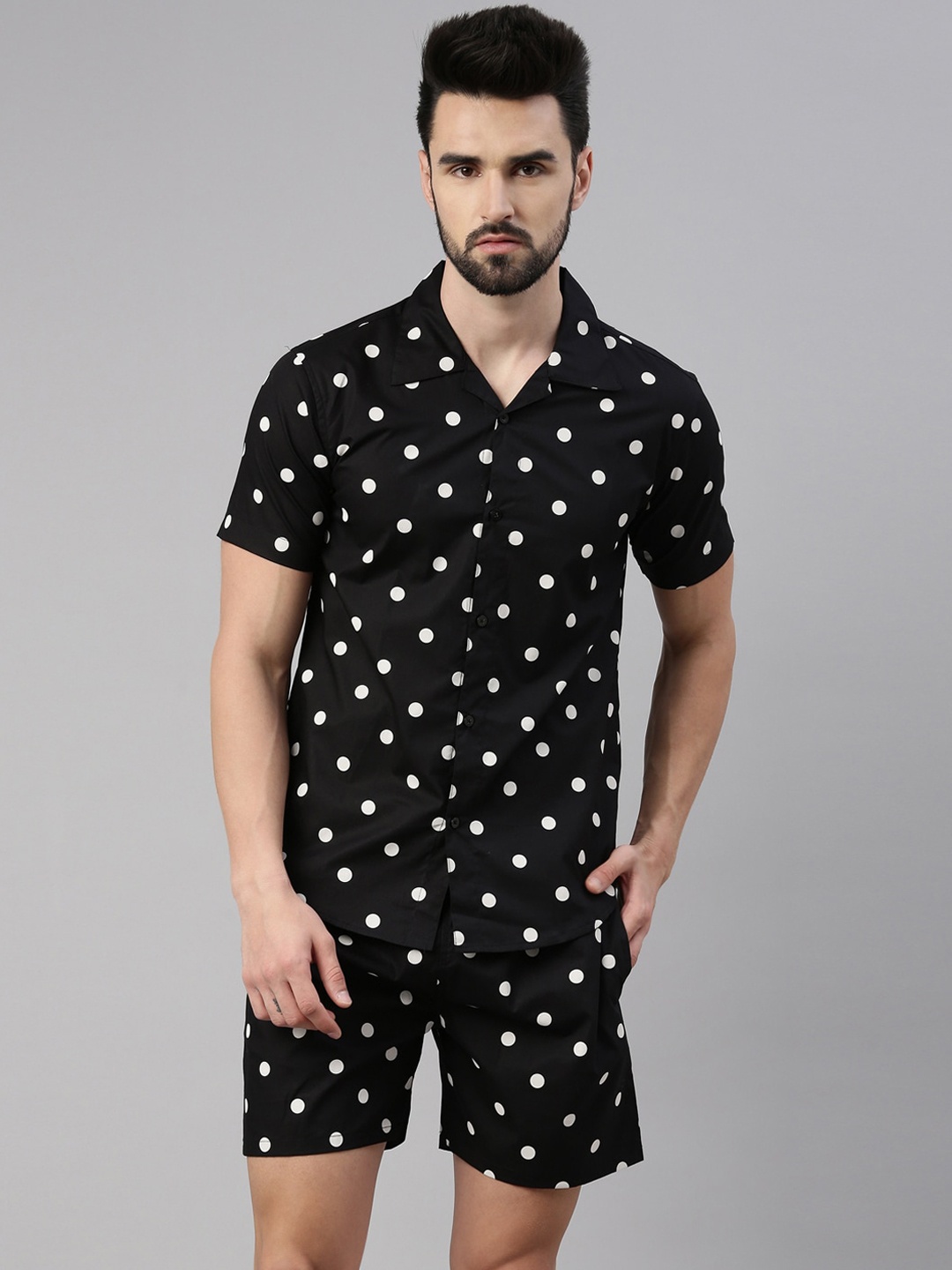 

TRUNDZ Men Black & White Polka Dots Printed Night Suit