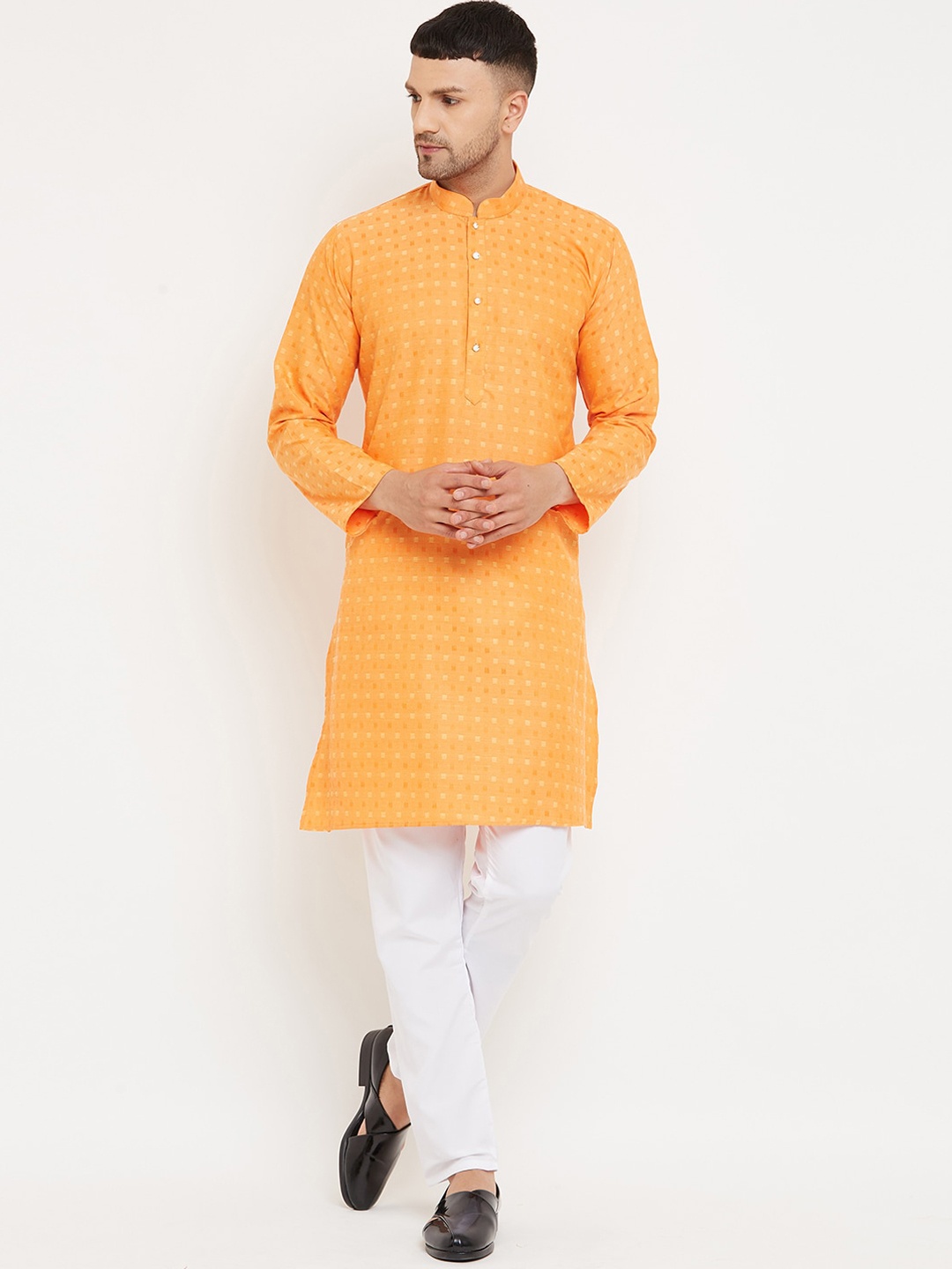 

Armaan Ethnic Men Orange Printed Pure Cotton Kurta with Pyjamas