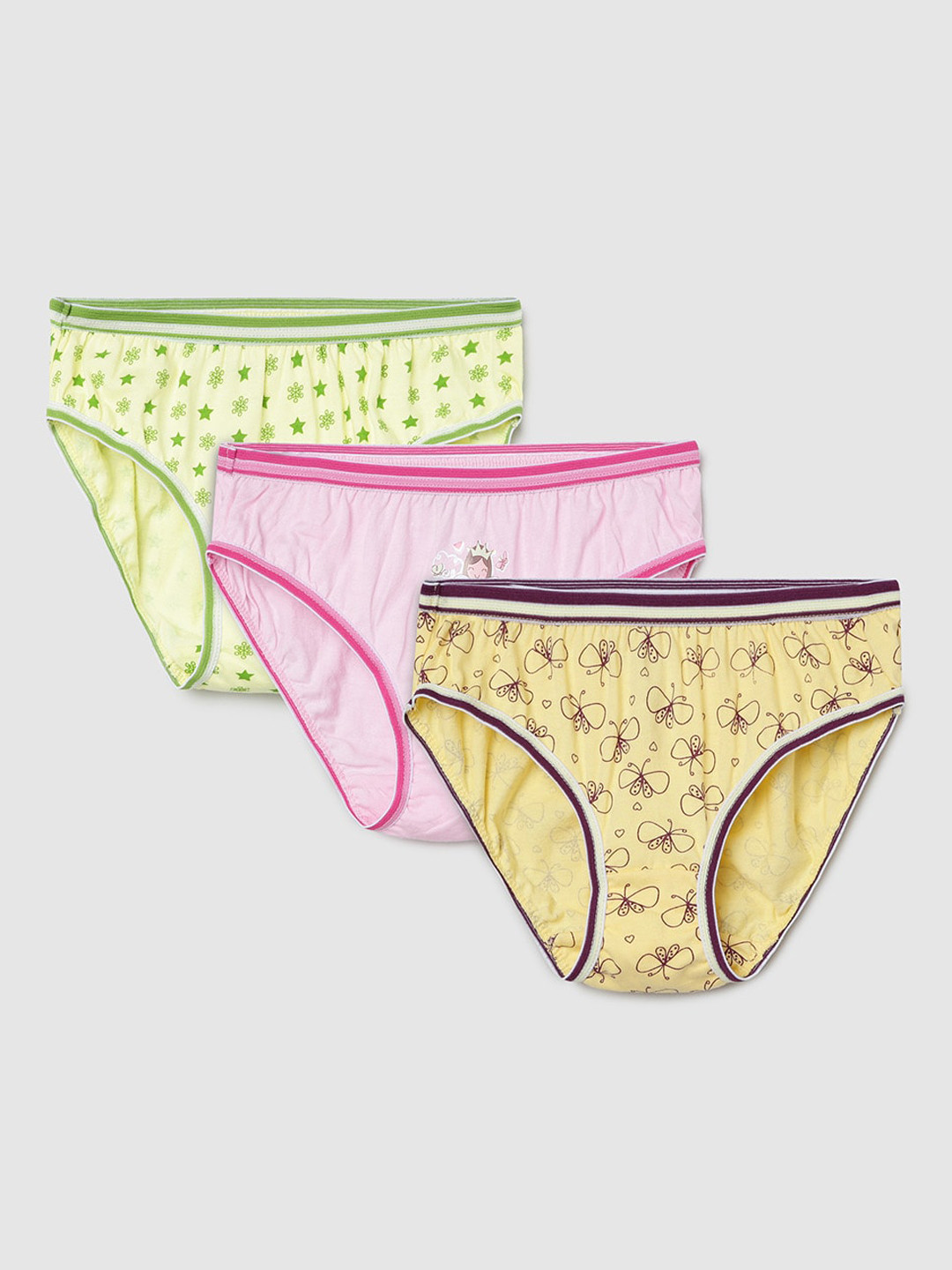 

max Girls Pack Of 3 Assorted Printed Cotton Briefs