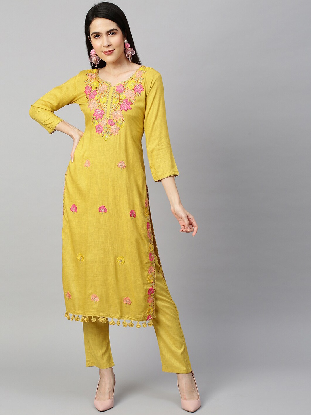 

FASHOR Women Mustard Yellow Floral Embroidered Thread Work Kurta with Trousers