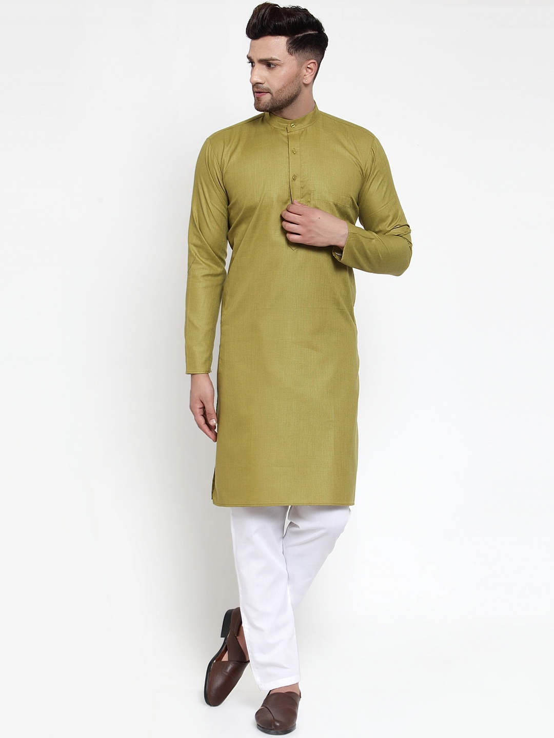 

Jompers Men Olive Green Pure Cotton Kurta with Pyjamas