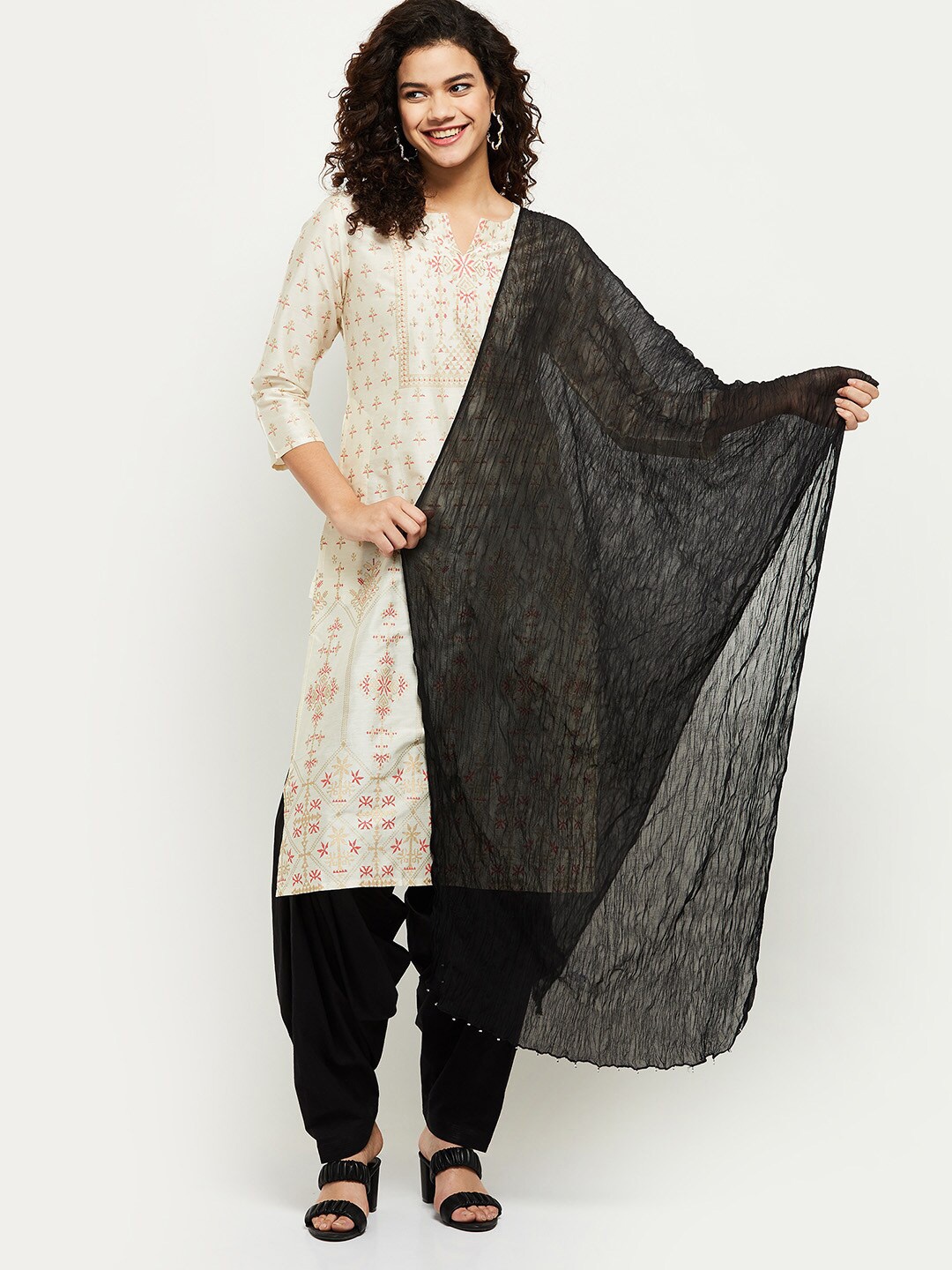 max Black Solid Dupatta