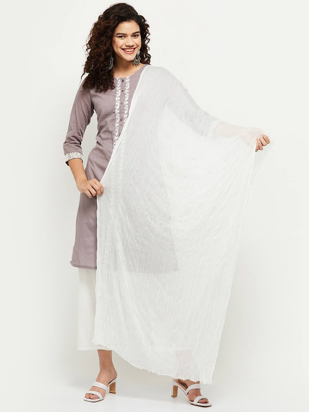 

max Off White Dupatta