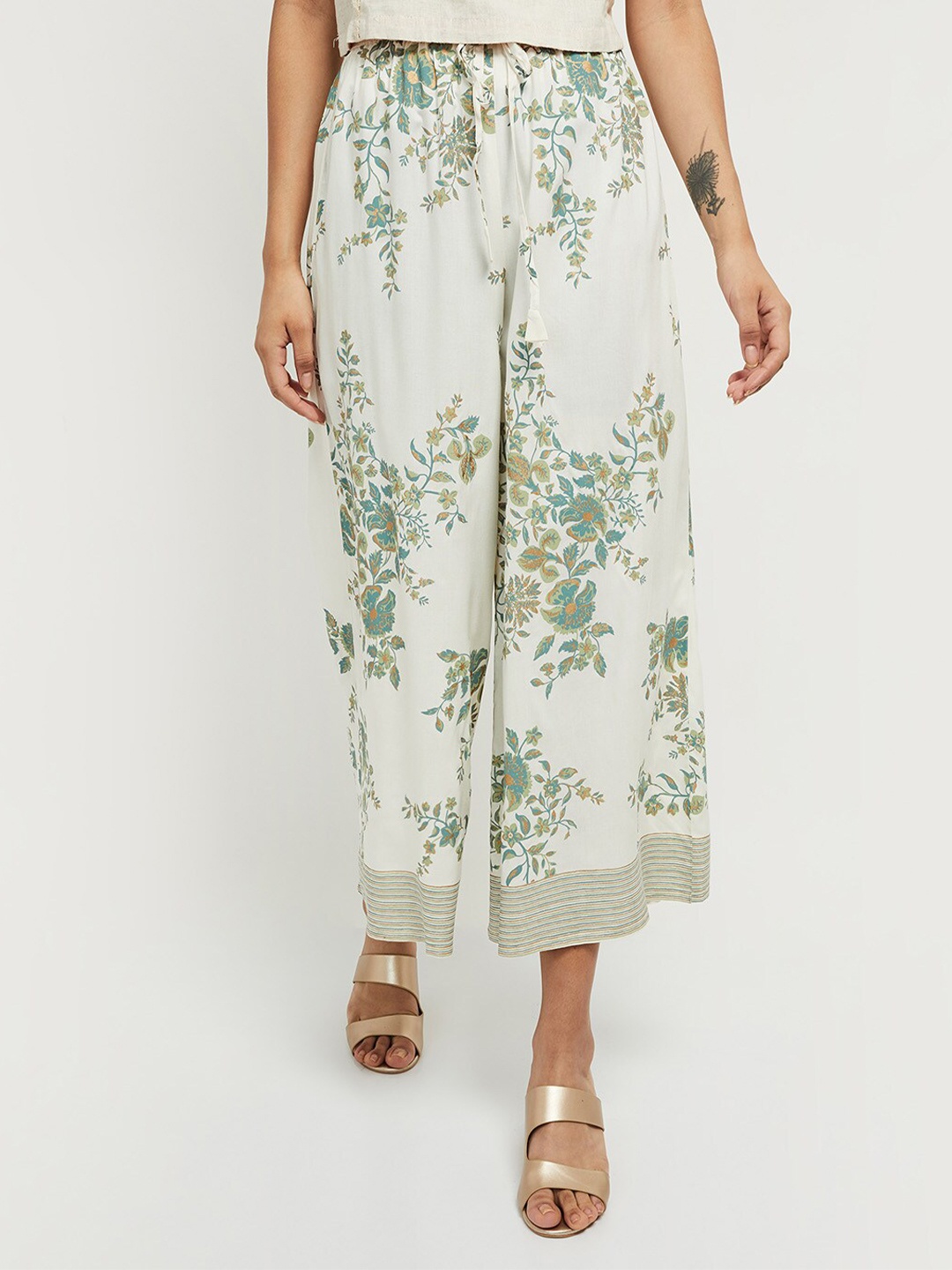 

max Women Off White & Green Floral Printed Knitted Straight Fit Palazzos