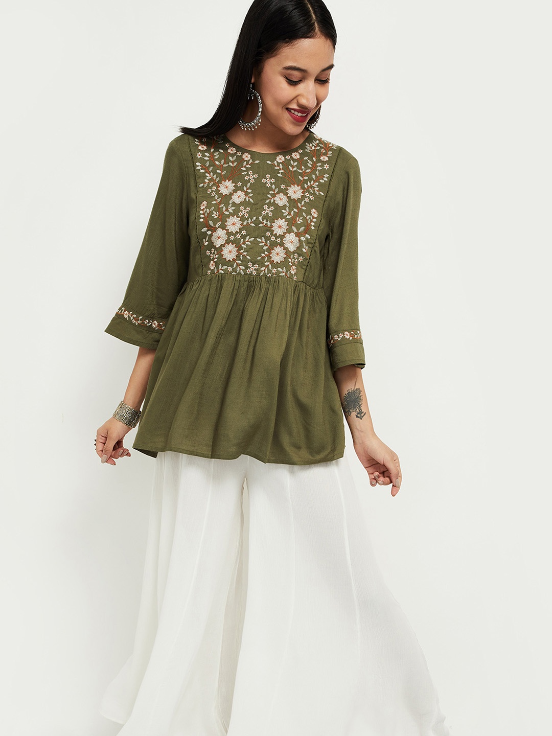 

max Women Off White Flared Knitted Ethnic Palazzos