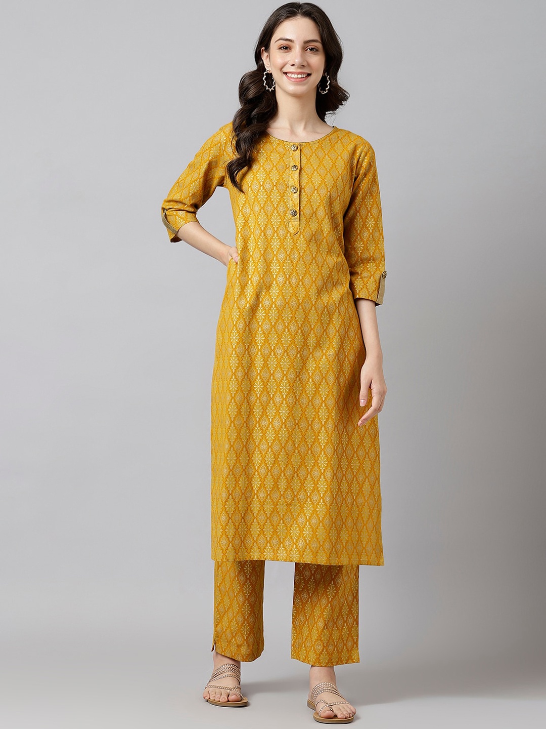 

DECKEDUP Women Mustard Yellow & Silver-Coloured Foil Printed Cotton Kurta