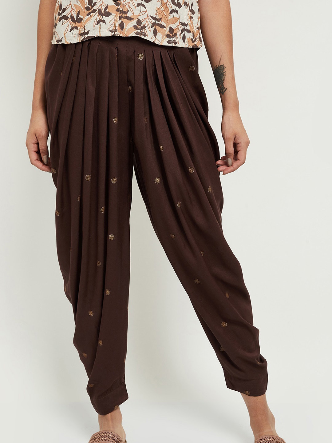 

max Women Charcoal Grey Ethnic Motifs Striped Jodhpuris Trousers