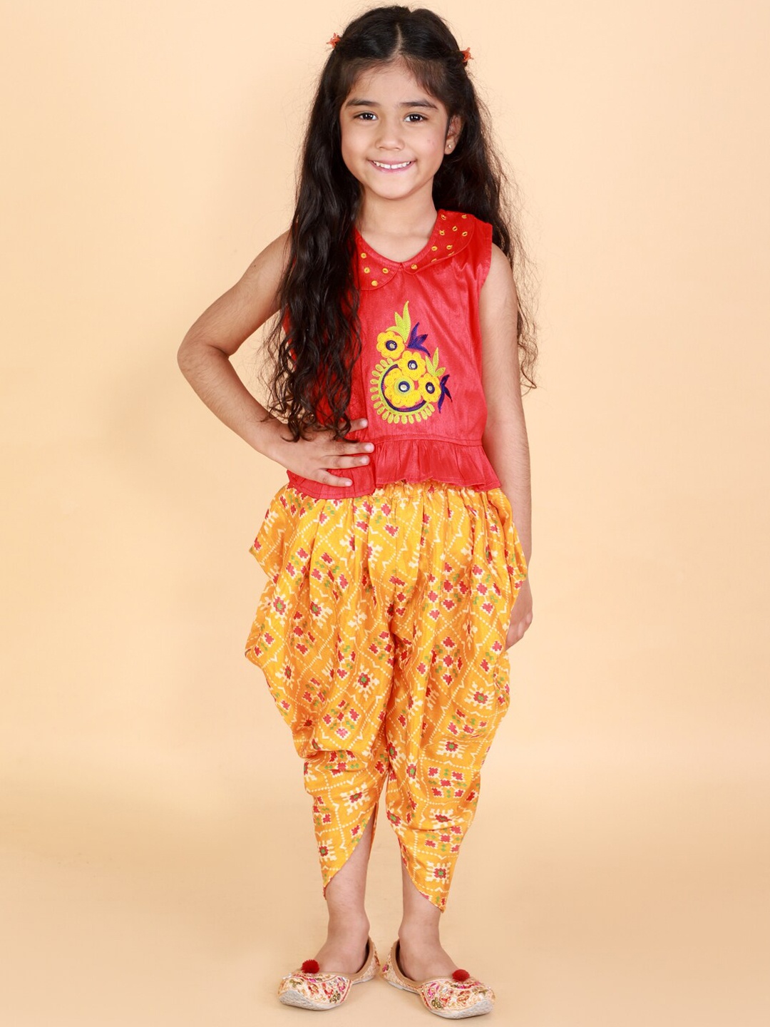 

KID1 Girls Red Mirror Embroidered Top With Pattola Print Dhoti